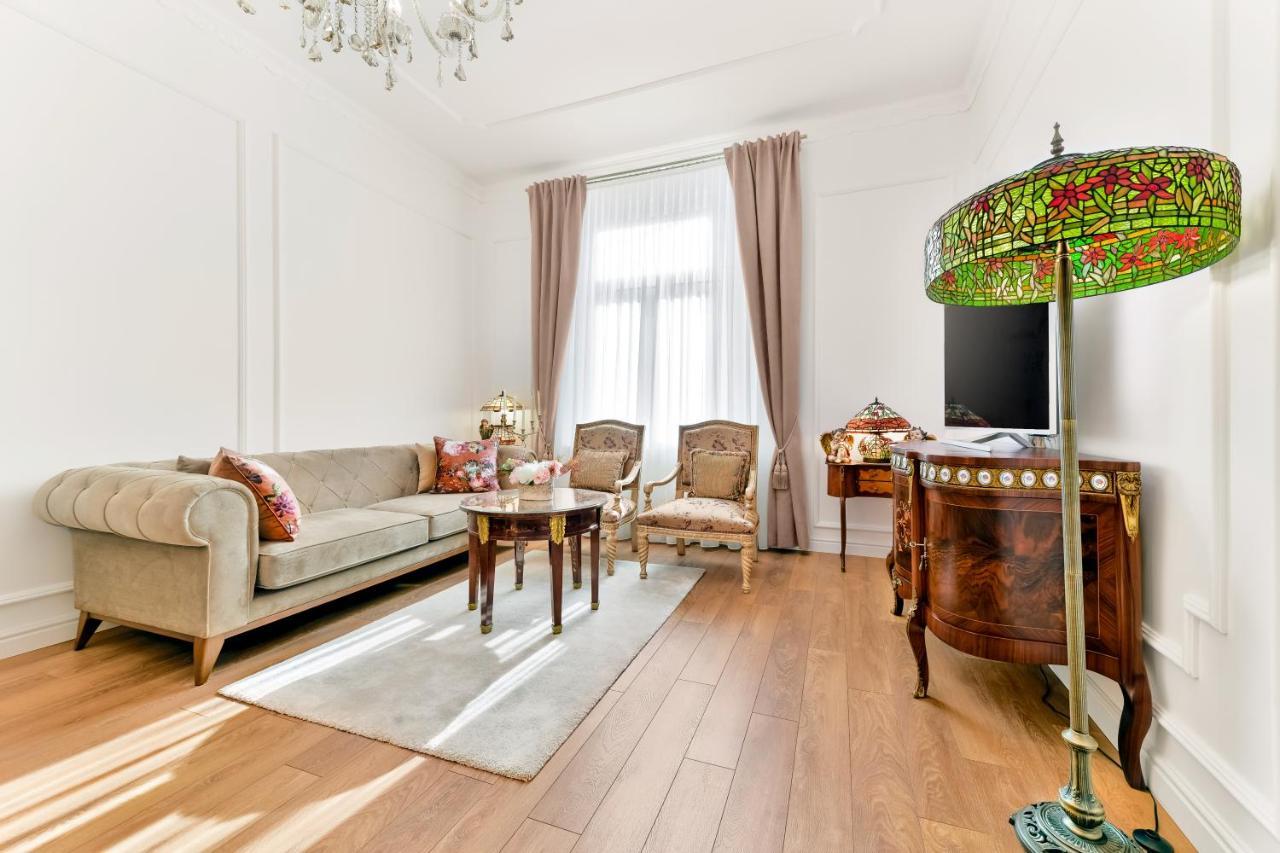 Luxury Class Apartment - 1St Floor, Large Apartment, Downtown, Newly Renovated, Fast Wifi, 4X Air Conditioning Zagreb Extérieur photo