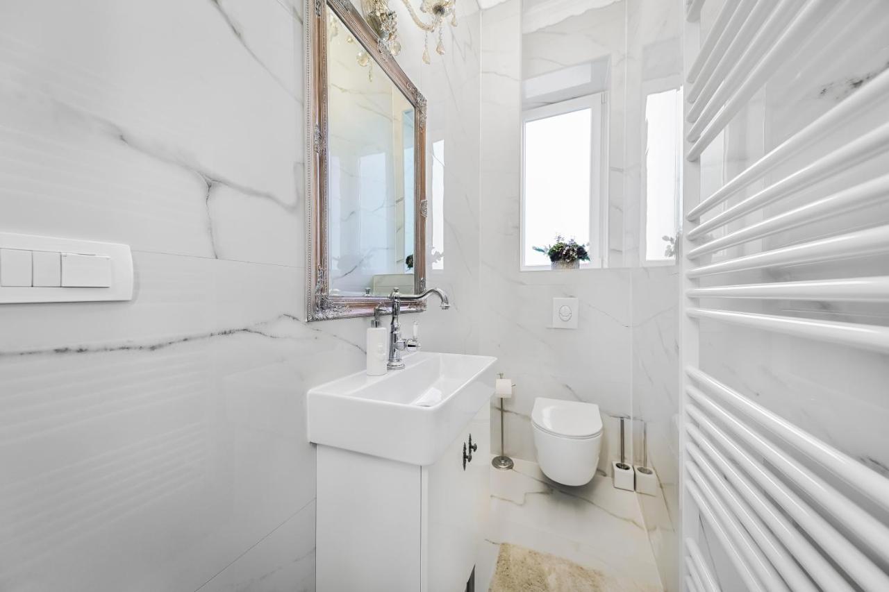 Luxury Class Apartment - 1St Floor, Large Apartment, Downtown, Newly Renovated, Fast Wifi, 4X Air Conditioning Zagreb Extérieur photo
